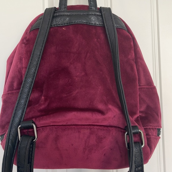 🛍️ 3 for $12 MUDD small mini backpack. Soft velvet..very cute! - Picture 2 of 12